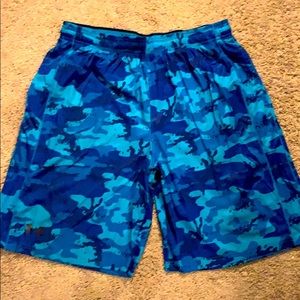 XL Under Armour shorts